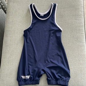 Youth wrestling singlet